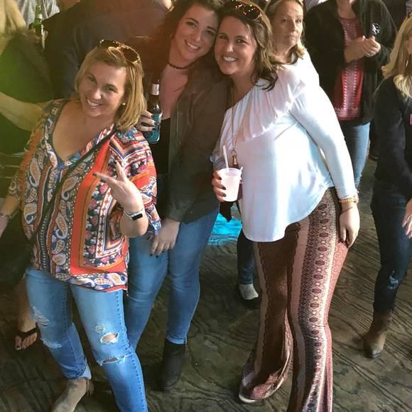 Meet your Posher, Tracy - Picture 1 of 1